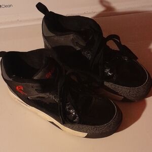 Shaq Stylishy High Top Sneakers In Black Y2